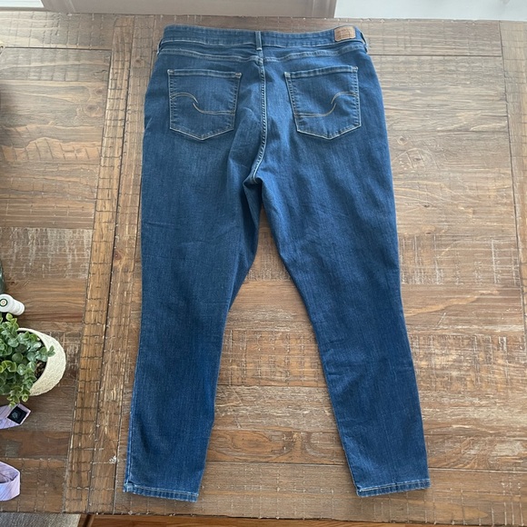 Signature by Levi Strauss Women's Skinny Jeans - Dark Blue - Picture 3 of 6